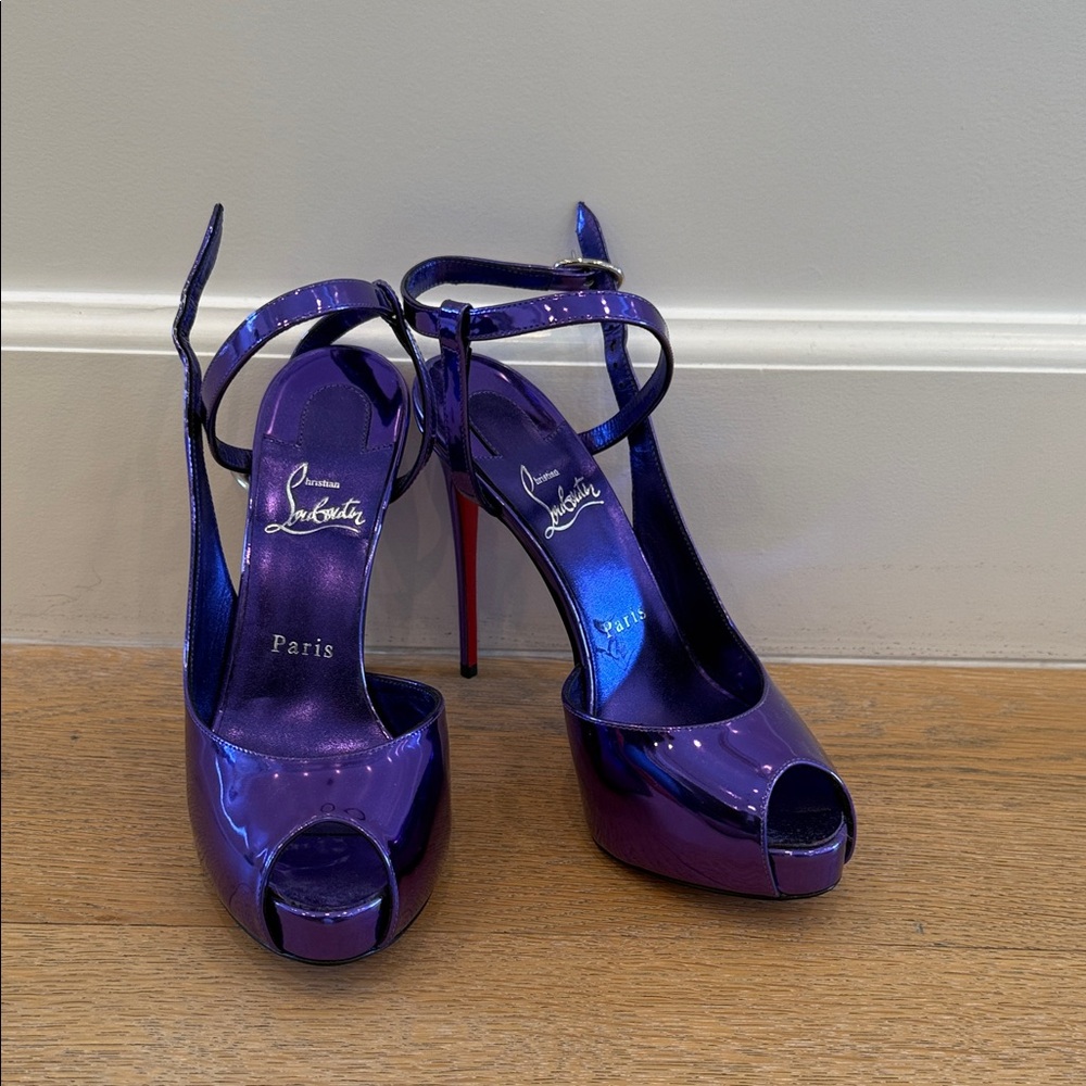 NWT CHRISTIAN LOUBOUTIN U844 High Peep Toe Sandals Heels 37.5 - RI621-790-TI